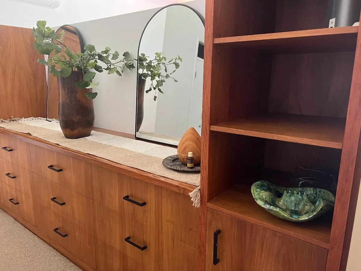 Big Beach House Tranquility - Beachfront Renovated Kewarra Beach Holiday home